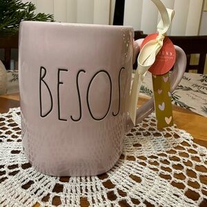 Ceramic “BESOS” coffee mug